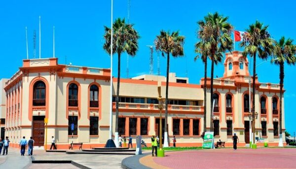 MONUMENTAL CALLAO TOUR